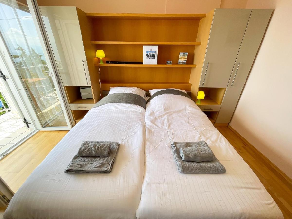 Apartments Sams Novi Vinodolski Zewnętrze zdjęcie