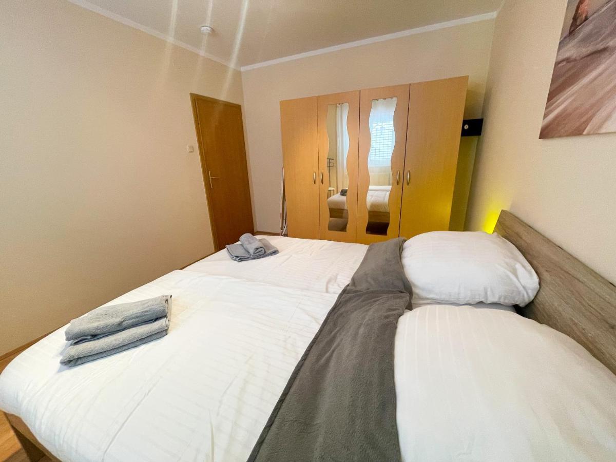 Apartments Sams Novi Vinodolski Zewnętrze zdjęcie