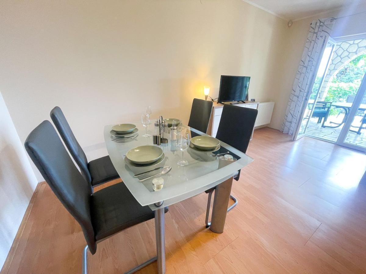 Apartments Sams Novi Vinodolski Zewnętrze zdjęcie