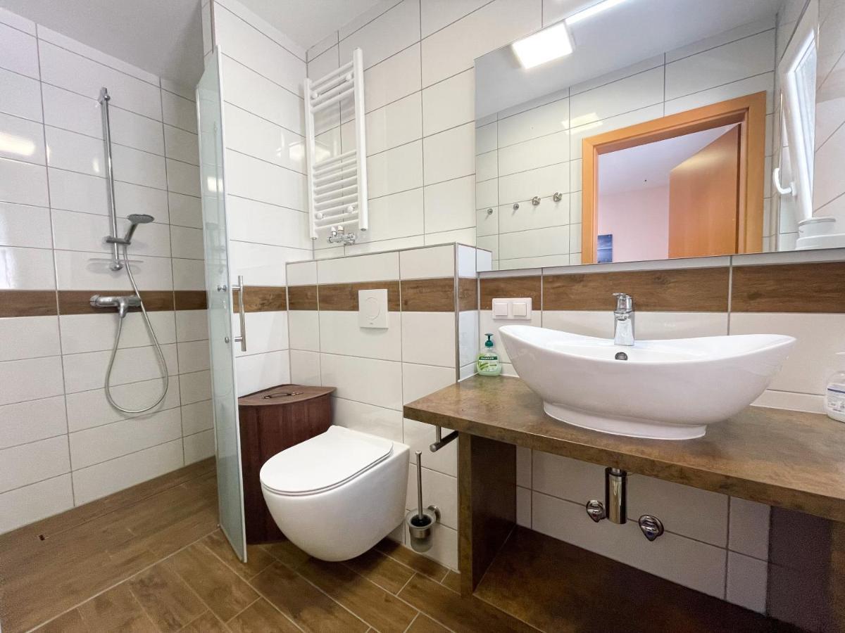 Apartments Sams Novi Vinodolski Zewnętrze zdjęcie