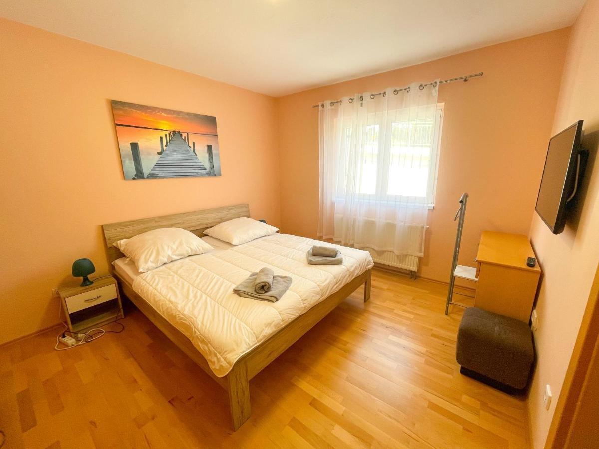 Apartments Sams Novi Vinodolski Zewnętrze zdjęcie