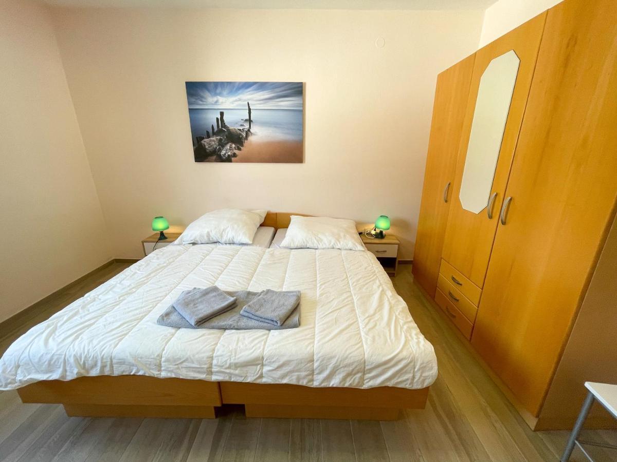 Apartments Sams Novi Vinodolski Zewnętrze zdjęcie