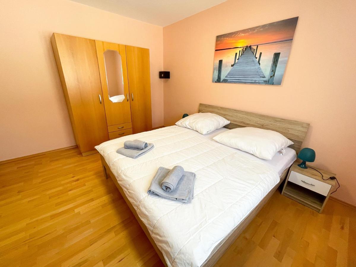 Apartments Sams Novi Vinodolski Zewnętrze zdjęcie